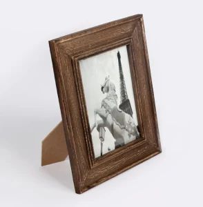 Zakka Antique Picture Frame Wedding Photo Studio Frame MOQ 240PCS Color Brown Trademark JS Style Antique Condition New HS Code 4911999 - Fuzhou August Trade Co., Ltd. - China