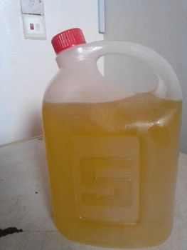 Cold press castor oil from Abaniseloluwa farms Cold press castor oil - Abaniseloluwa farms - Nigeria