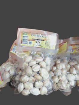 Candlenut Flavor Distinctive Savory Flavor Quality Assurance Guaranteed Quality Origin Lombok And Sumbawa, Indonesia Processing Method Modern Drying And Multi-stage - PT Mujnah Kemiri Lombok - Global
