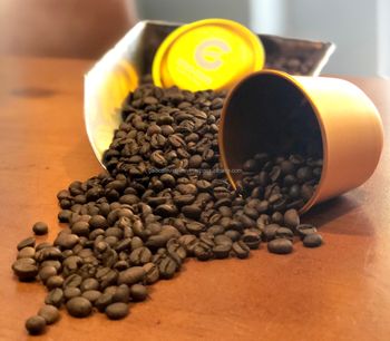 Roasted Blend Arabica Robusta Blended Coffee Beans Strong, Dark Chocolate Flavors Vietnamese Premium Product New Crop 2023-2024 from VIET COFFEE COMPANY LIMITED Roasted Blend Arabica Robusta Blended Coffee Beans Strong, Dark Chocolate Flavors Vietnamese Premium Product New Crop 2023-2024 - VIET COFFEE COMPANY LIMITED - Vietnam