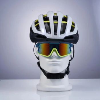 Sports Bike Keel Frame Design Bicycle Riding Professional Lightweight Cycling Helmets - Shenzhen Reanson Products Co., Ltd. - China