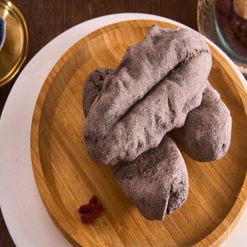 Wholesale Natural Black Dried Sea Cucumbers Healthy Foods Low Price in Stock Cheap for Sale from CPW TRADE LTD Wholesale Natural Black Dried Sea Cucumbers Healthy Foods Low Price in Stock Cheap for Sale - CPW TRADE LTD - United Kingdom