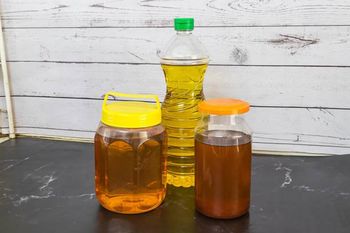 Used Cooking Oil – product photo, Vegetable Cooking Oil products found from trusted suppliers, wholesalers, manufacturers & exporters Listing