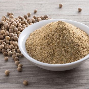 Wholesales High Quality Ground White Pepper Spices Shape powder Origin Worldwide Type white Peper Delivery Form Bag Form Ground, Whole -  JAC SEEDS & OIL TRADING (PTY) LTD - South Africa