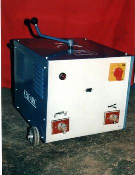 Arc Welding Transformers Portability Wheel Mounted Maximum Current Output 400 Amps Maintenance Requirement Negligible Regulation Type Stepless - Keje Electric Co. - India