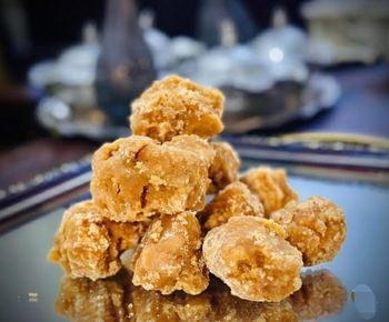 Jaggery Shape Irregular Purity 100% Natural, Zero Additives Ingredients 100% Pure Sugarcane Juice Form Handmade, Irregular Blocks, Solid - PureCane Naturals - Pakistan