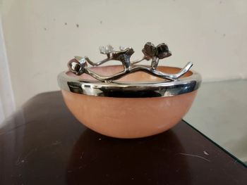 Pink Tulip Resin Bowl, Diameter: 10 Inch Type Indoor Shape Round Material Marble Diameter 10 Inch Usage/Application - A&S Trading Co. - India