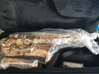 Wind Instrument Middle Grade Alto Saxophone Asp-1010L Tone Eb Color Gold Origin China Number of Keys 8 Certification CE Case Premium - Super Music Co., Ltd. - China