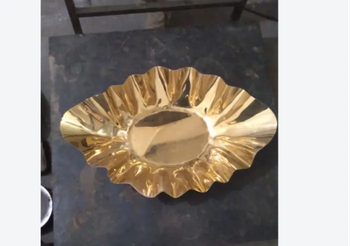 2 Brass Fruit Bowl, For Home Brand Golden Set Content 2 Material Brass Packaging Type Box Usage/Application - Z M Handicrafts - India