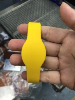 Custom NFC Wristbands Personalized Logo Smart NFC Silicone Bracelet Wristbands - Global Custom Solutions Co.,Ltd - China
