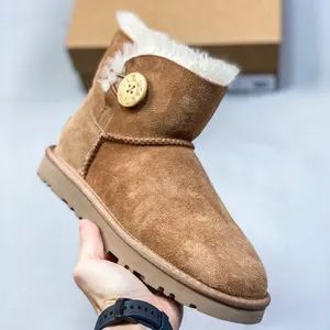 Ultra Mini Winter Warm Snow Boots with Fur Lining, MID-Calf Boots - Xiamen Aiyimeisi Trading Co., Ltd. - China