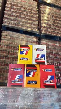 BEST CONFECTIONERY SNICKERS CHOCOLATE BARS 50g x 24 PER CARTON CLASSIC PEANUT CARAMEL SNICKERS FOR SALE - Sosa Merchant Solutions - Austria