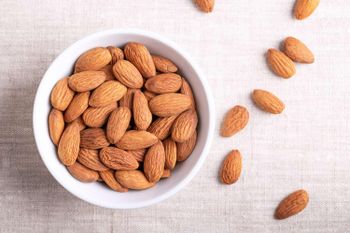 ALMOND NUTS -  DAEWKAEW PANTAMANG Co., Ltd - Thailand