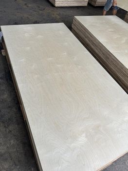 Birch plywood 1220*2440*18 - We Connect - Vietnam