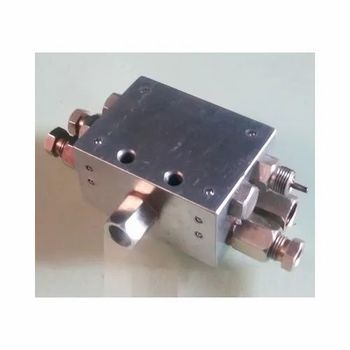 Progressive Distributor Block Voltage 120 V Material Stainless Steel orking Temperature Upto 100 Deg C Operating Pressure Max 300 bar / Min 15 - Shri Industries - India