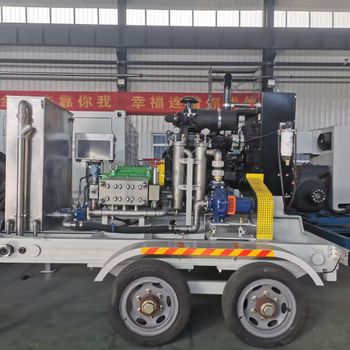 Ultra High Pressure Waterjet Pump for Road Marking Removal Color GREEN Speed Ratios 3 Grade INDUSTRIAL Brand Name HARVEST - Tianjin Harvest High Pressure Pump Co., Ltd - China