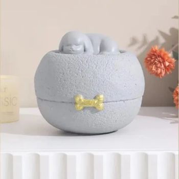 Small Resin Waterproof Sealed Pet Memorial Keepsake Box Urns for Dogs Cats Ashes Pet Cremation Urns - Qingdao Lucky Spirit Pet Products Co., Ltd - China