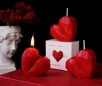 Romantic Handmade Heart Shaped Scented Candle for Valentine's Day Wedding Holiday Supplies Unique Shaped Scented Candle for Gift - Jinhua Gowin Canvas Co., Ltd. - China