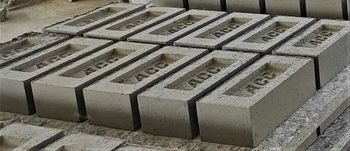 Cement Bricks Size (Inches) 9*4*3 Country of Origin Made in - Four Wall Enterprises - India