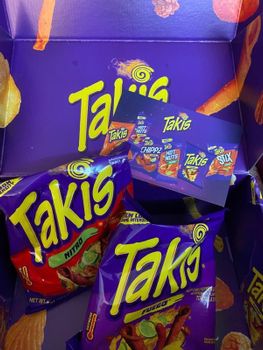 Takis snack chips – product photo, product card