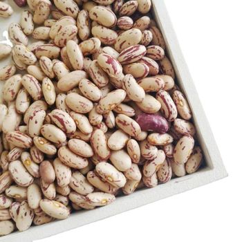 Premium Sugar Beans Dry Clean Selected Beans With Natural Taste Ideal For Cooking Home Use Restaurants from EAST LAND PROPERTIES Premium Sugar Beans Dry Clean Selected Beans With Natural Taste Ideal For Cooking Home Use Restaurants - EAST LAND PROPERTIES - Tanzania