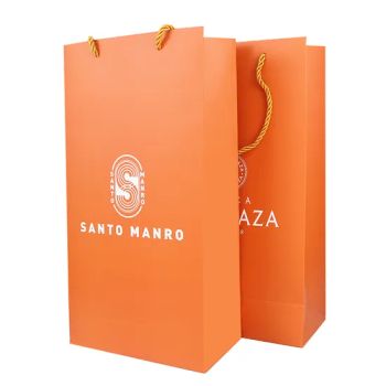 Eco Friendly Foldable Customized Paper Shopping Bag Shoe Clothes Packaging Tote Gift Bags for Boutique Shopping with Logo Print - Jiangxi Yixing Packaging Co., Ltd. - China