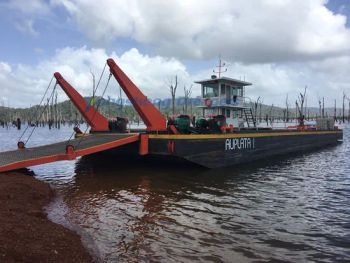 Efficient Low Cost Amphibious Excavator Carrier Equipment/Barge for Backhoe Sand Mining Machine - Qingzhou Yongsheng Dredging Equipment Co., Ltd. - China