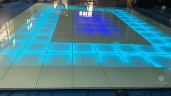 Well Selling Customized Effects Video Pattern Words Animation LED Dyeing Dance Floor for DJ - Guangzhou Hongmei Lighting Equipment Factory - China