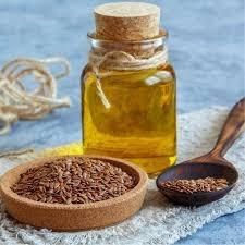 Bulk Cold Pressed Flaxseed Oil Food Grade Natural Pure Edible Oil Rich in Vitamin E Suitable for Cooking Dietary Supplements and Skincare - agroturaspzoo - Poland