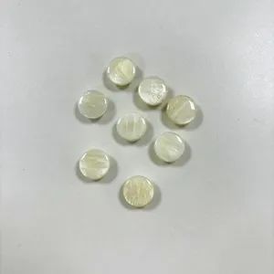 Natural Shell Buttons High-End Fashion Shirts Knitted Cardigan Buttons - Ningbo New & Century Fashion Co., Ltd. - China