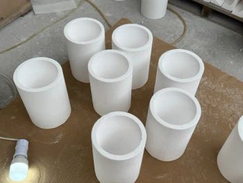 High Quality Alumina Crucible - Customizable for Laboratory Applications and Temperatures - Shandong Mingte Ceramic Materials Co., Ltd. - China