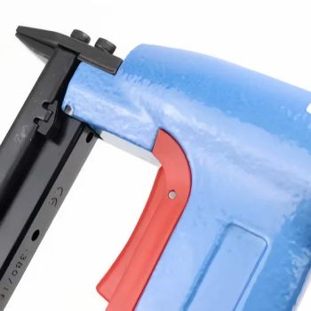 8016 Pneumatic Staplers for Furnirue Construction Decoration Air Nail Gun - Xingtai Shangda Commerce and Trade Co., Ltd - China