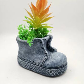 Polyresin Jean Shoe Planter Garden Ornaments - Quanzhou Senyuan Arts & Crafts Co., Ltd. - China