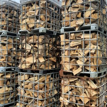 Firewood Kiln-Dried Hardwood & Softwood 0.4 m3 Small Bulk Bag - RJS TRADING LIMITED - United Kingdom