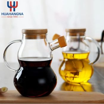 Creative Bottle Seasoning Jar High Borosilicate Glass Fragrance Oil Bottle Kitchen Supplies Gourd Wood Lid Oil Bottle - Wuhan Xinhuahang Household Goods Co., Ltd. - China