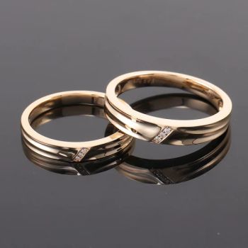 Fine Jewelry Rings Classic Style 18K Yellow Gold Couples Ring Set Melee Round Cut Moissanite Ring - Wuzhou Provence Jewelry Co., Ltd. - China