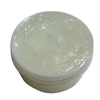 Premium White Petroleum Jelly – Multi-Purpose Pharmaceutical & Cosmetic Grade Moisturizing Base - UMGS GROUP PTY LTD - South Africa