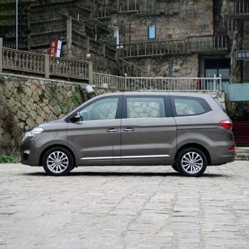 New Brilliance Huasong 7 Medium Large MPV Gasoline Vehicle for Adult in Stock - Chonking Manba Auto Tech Service Co., Ltd. - China