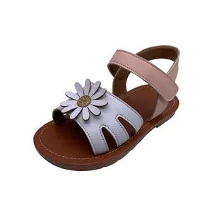 Newly Design Nice Flower Cute Anti Slip Sole Girl Cute Sandals Flat Sandals - Foshan Wise Import&Export Co., Ltd. - China