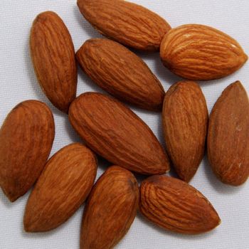 Bulk Organic Almonds With Premium Flavor And Clean Almonds Provided For Export And Wholesale Deals - THE GREEN INTERNATIONAL LIMITED - Tanzania