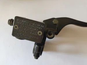 Motorcycle Disc Brake Pump, motorcycle Parts. Disc Brakes Origin China Position Front Trademark JINLI Type Brake Discs HS Code - Ruian Shengliang Trading Co., Ltd. - China