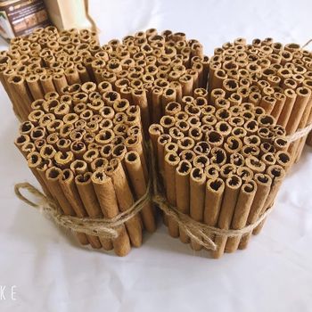 Stick Cigar Cassia Flavour Spicy Features VO 3-5% Color Natural Color Moisture Content Max 14%% Delivery Form Bag, Carton - NGUYEN PHAT GLOBAL TRADING COMPANY LIMITED - Vietnam
