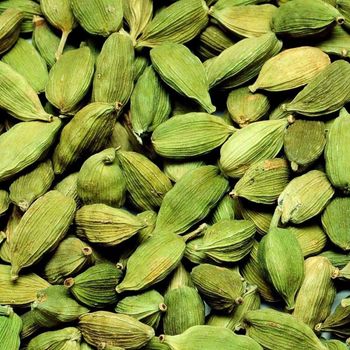 Selected Organic Green Cardamom Pods With Fresh Aroma Exported In Vacuum Packs For Importers from malter group Selected Organic Green Cardamom Pods With Fresh Aroma Exported In Vacuum Packs For Importers - malter group - Tanzania