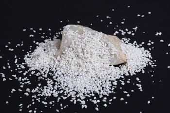 coated/uncoated calcium carbonate powder mesh 100 to 2500 , limestone chips mesh 10 to 60 - lazak co - Iran