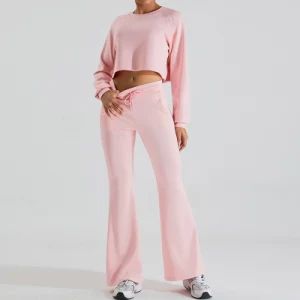 New Outdoor Leisure Yoga Suit Warm Fitness Wear Loose Sports Hoodie Set - Xiamen Mega Garment Co., Ltd. - China