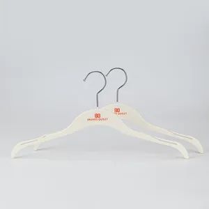Custom Wholesale White PP Durable Heavy Duty Plastic Hangers for Men - Quanzhou Hexing Display Products Co., Ltd. - China