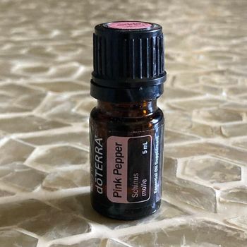 Pink Pepper Essential Oil - BF GLOBAL TRADING (PTY) LTD - South Africa