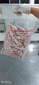 Clean Fresh Frozen Chicken Feet and Chicken Paws for Wholesale from Zabs Holdings Clean Fresh Frozen Chicken Feet and Chicken Paws for Wholesale - Zabs Holdings - South Africa