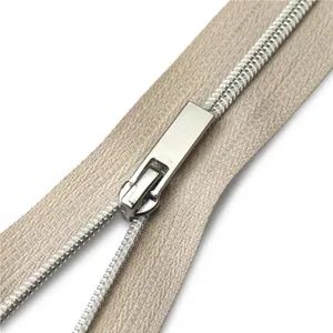High Quality 3# Nylon Zipper Chain Fast Delivery Silver Teeth Wholesale for Bags - Ningbo Lemo Textile Co., Ltd. - China