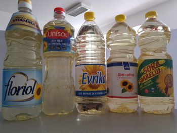 sunflower oil Delivery Form Other Net Weight 1 L, 10 L, 5 L Features Halal, Without Colourants Origin European Continent, European Union, National, Regional - Mohamad - Romania